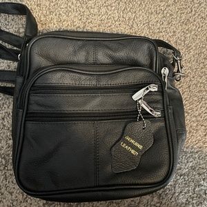 Crossbody purse